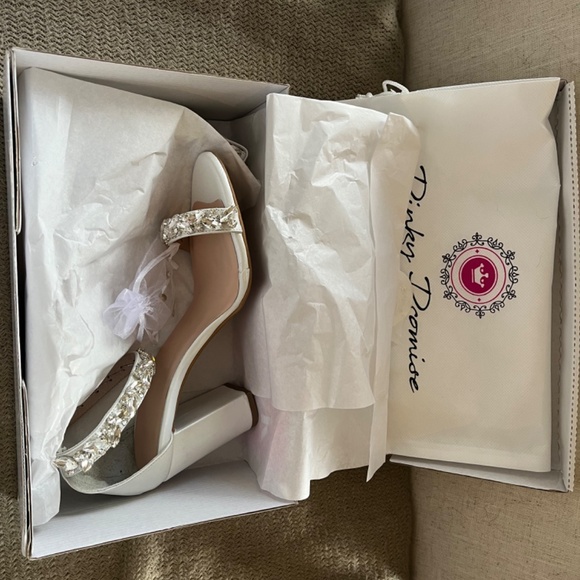 Ivory Heels - Picture 2 of 2